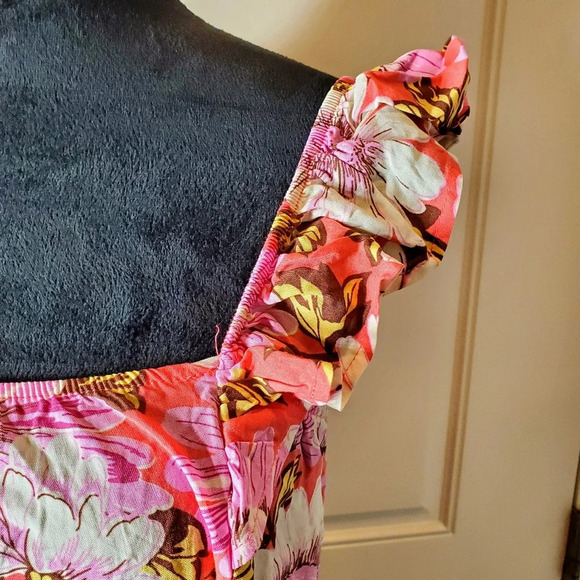 NWT Lily Rose Small Flutter Shoulder Smocked Ruffle Cropped Floral Boho Tank Top - Picture 7 of 16